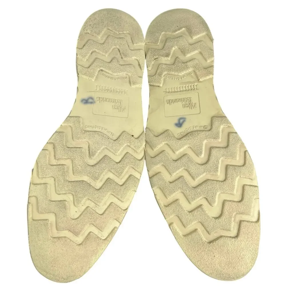 Allen Edmonds cove drive